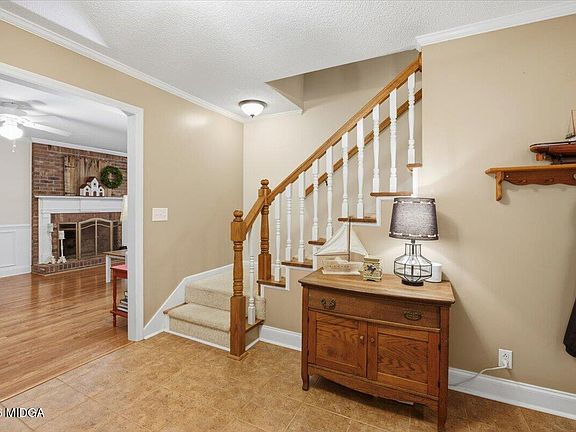 4th image of 2741 Pineworth Rd