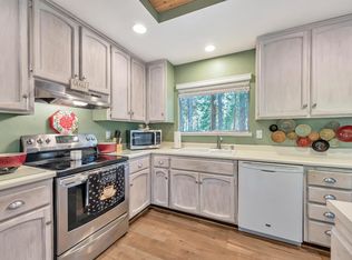 6160 Speckled Rd, Pollock Pines, CA 95726