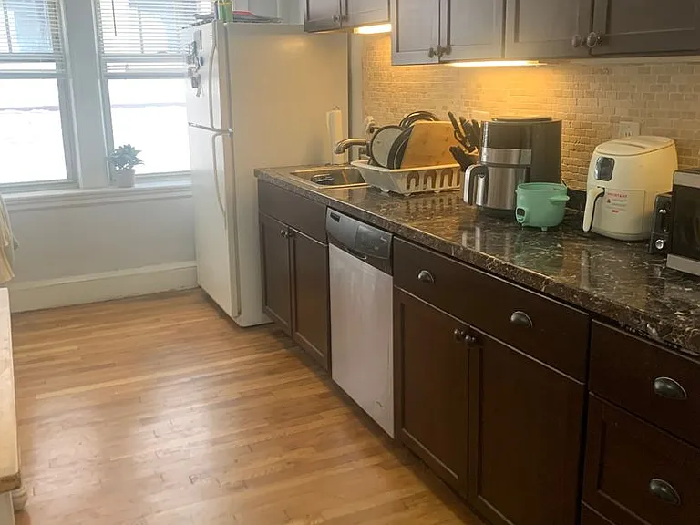 105 Chester St #1A — Photo 4