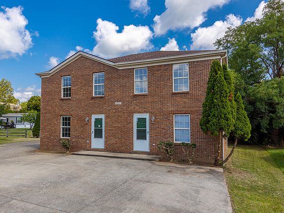 2nd image of 1052 Blackwell Ct