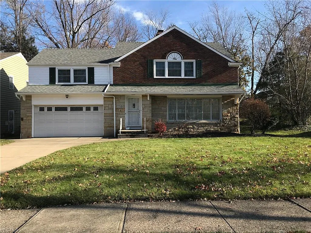 1153 Hereford Rd photo 1