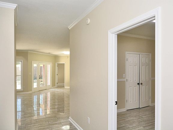 5th image of 3984 Guilford Rd