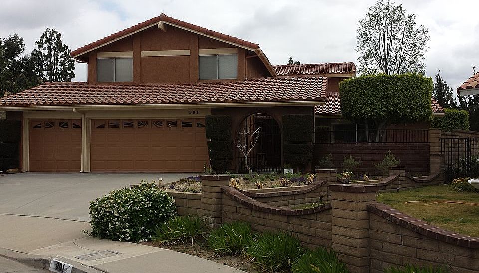 1st image of 991 S Quincy Cir