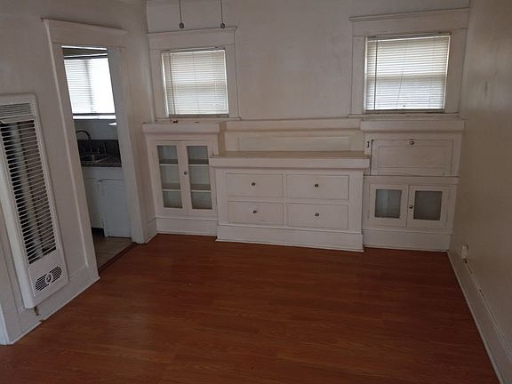 3rd image of 1340 Junipero Ave APT 6