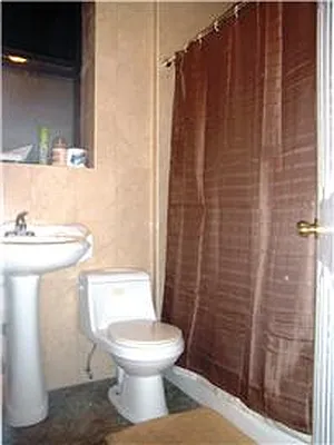 Rented by Barak Realty | media 9