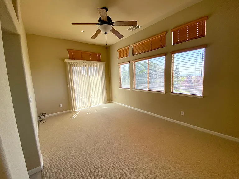 1581 Bella Cir — Photo 18
