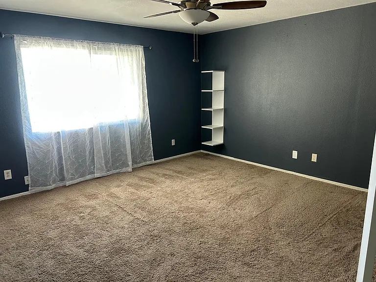 6916 W Georgia Ave — Photo 38