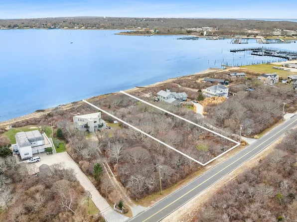 403 E Lake Dr, Montauk, NY 11954