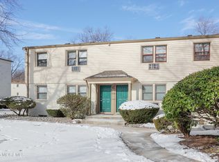 440 Cross Rd APT C3, Matawan, NJ 07747