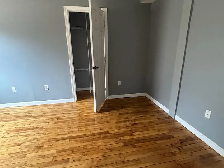 10 Shaker Rd #3 — Photo 7