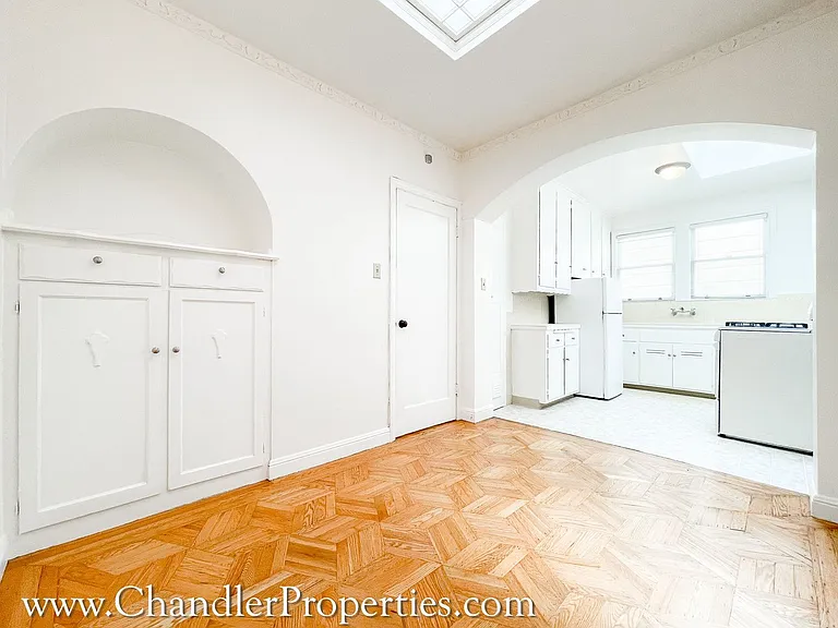 1800 25th Ave #&-1741-1755 — Photo 6