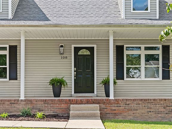 5th image of 108 Oak Tree Dr
