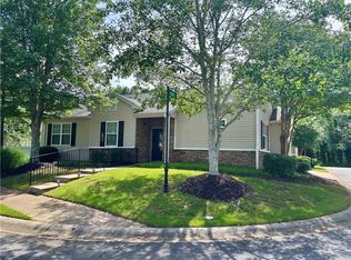 333 W Oaks Trl, Woodstock, GA 30188