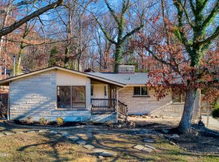 8315 Arnoldtown Rd, Louisville, KY 40214