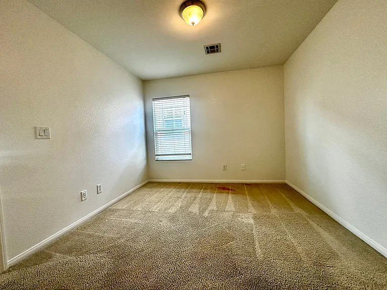 560 Playa Linda Pl — Photo 17