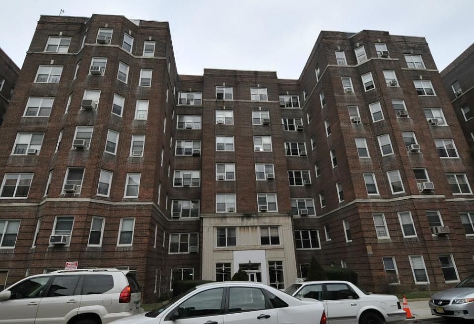 1st image of 6265 Saunders St APT 4O