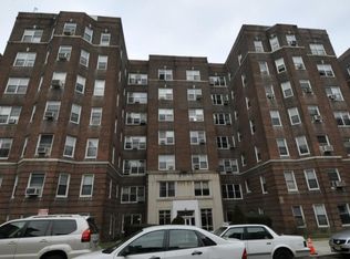 6265 Saunders St APT 4O, Rego Park, NY 11374