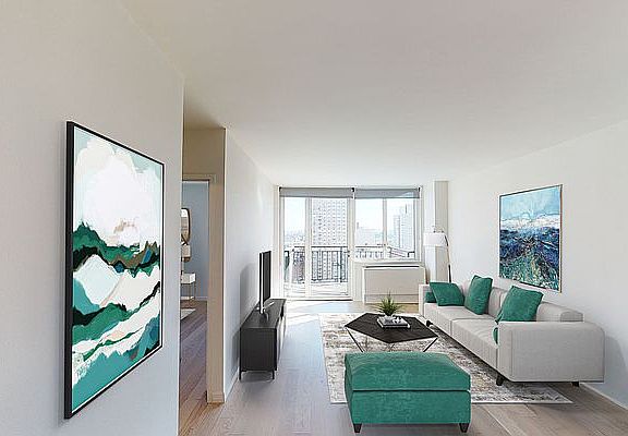 4th image of 401 E 80th St APT 22H