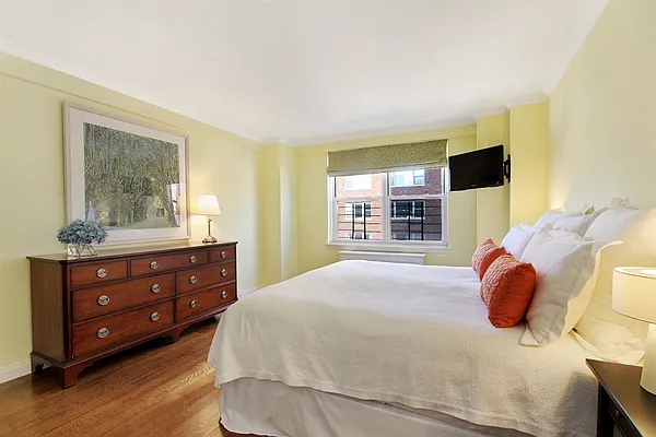 Sold by Corcoran | media 18