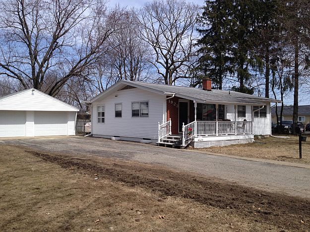 1st image of 1923 Lakeview Ave