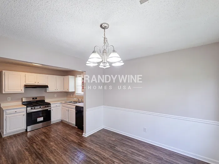 406 Sunny Field Ct — Photo 8