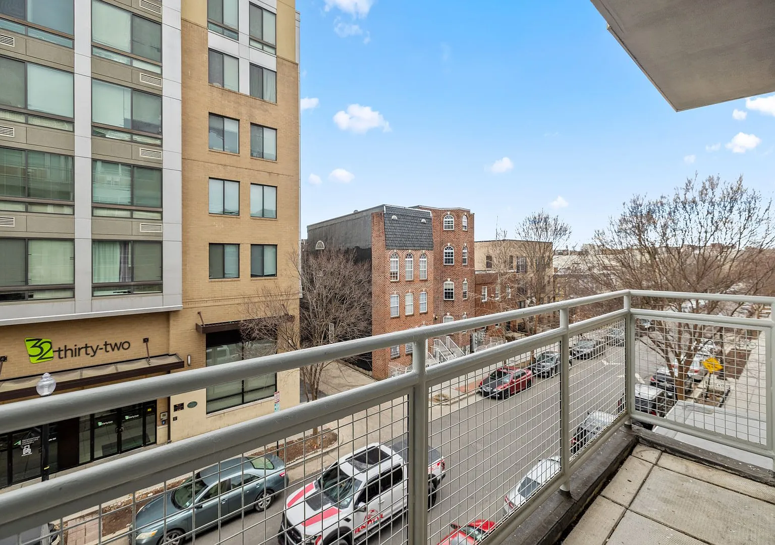 Columbia Heights Loft | 2 Bed | 2 Bath | 850 Sf | Private Balcony | 1 Assigned Garage Parking Space — Photo 4