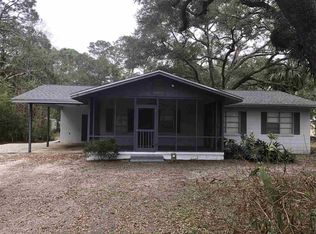 233 Clark Dr, Panacea, FL 32346