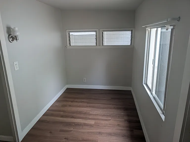 333 1/2 Carroll Park W — Photo 8