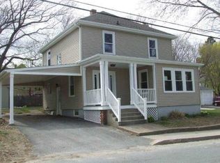 31 Pawtuxet Ter, West Warwick, RI 02893