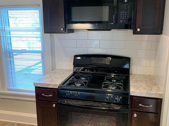 3rd image of 5523 Pleasant Ave #B