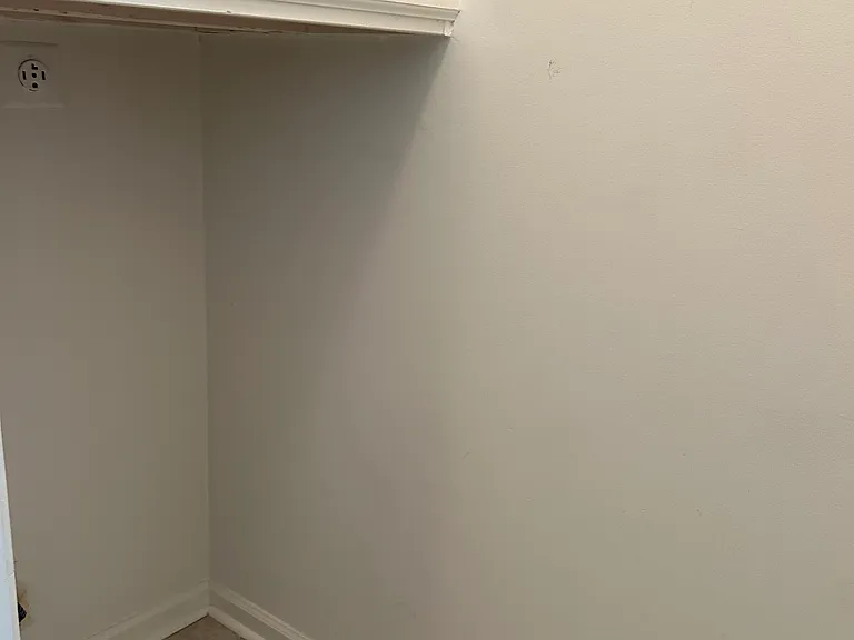 1600 Long Grove Dr #422 — Photo 18