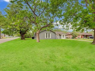 9203 Bisley Ln, Houston, TX 77088