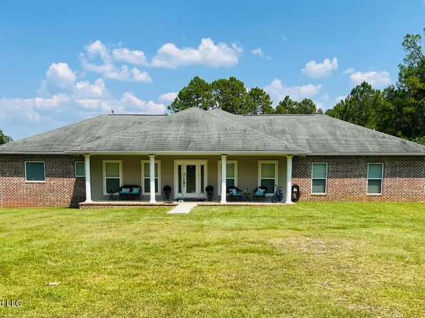 14400 Big John Rd, Biloxi, MS 39532