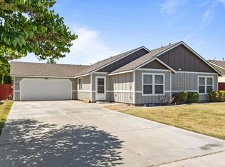 5708 Ochoco Ln, Pasco, WA 99301