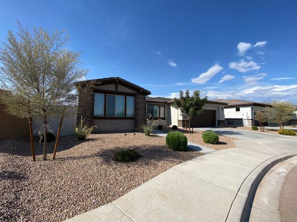 1560 W Avenida Del Valle