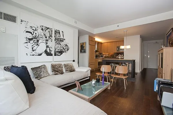 Rented by Battery Park Realty | media 27