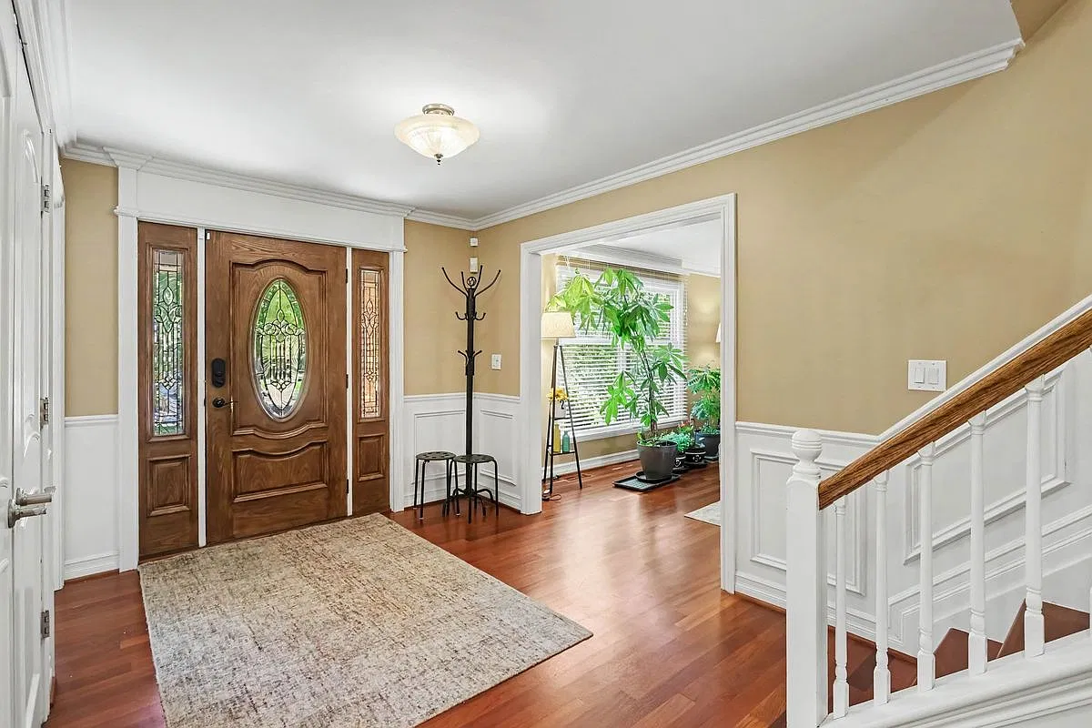 4 bed, 3.5 bath, 2883 sqft, $4,000 — Photo 4