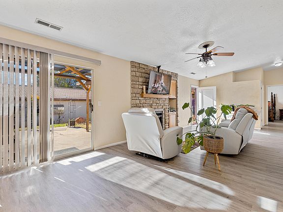 5th image of 280 N Sunflower Dr APT 36