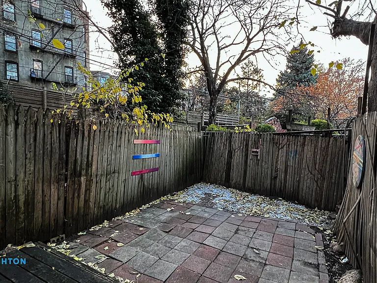 750 Washington Ave #1LL — Photo 9