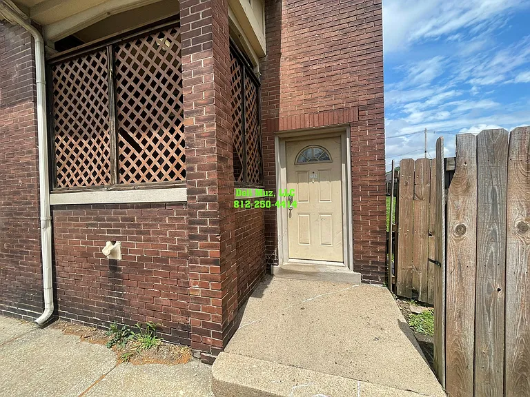 221 NW Martin Luther King Jr Blvd #221 — Photo 2