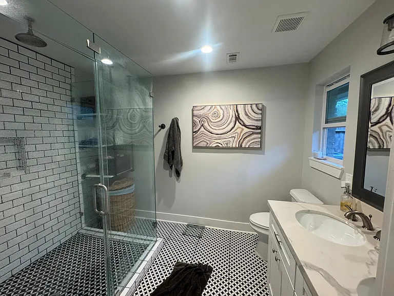 6419 Cindy Ln — Photo 9