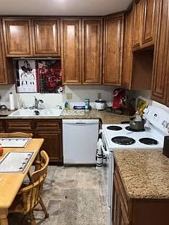 4 bed, 2200 sqft, $4,000 — Photo 3