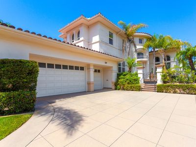 1 Stone Pine Dr, Newport Coast, CA, 92657