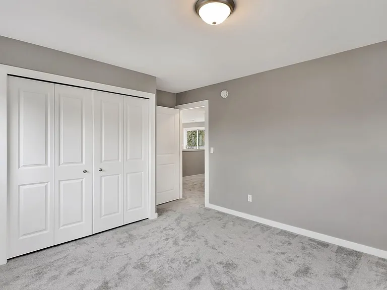 521 Main Pl — Photo 27