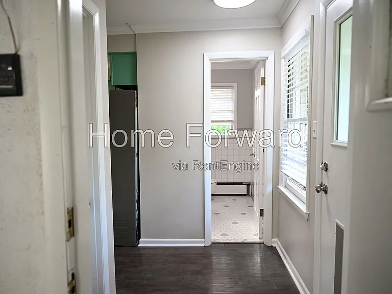 517 N 3rd St — Photo 3
