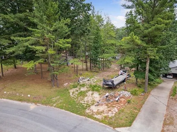 8511 W Easy St, Mears, MI 49436