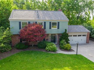 1311 Rolling Meadow Rd, Pittsburgh, PA 15241