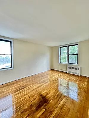 4th image of 1815 E 17th St #6B