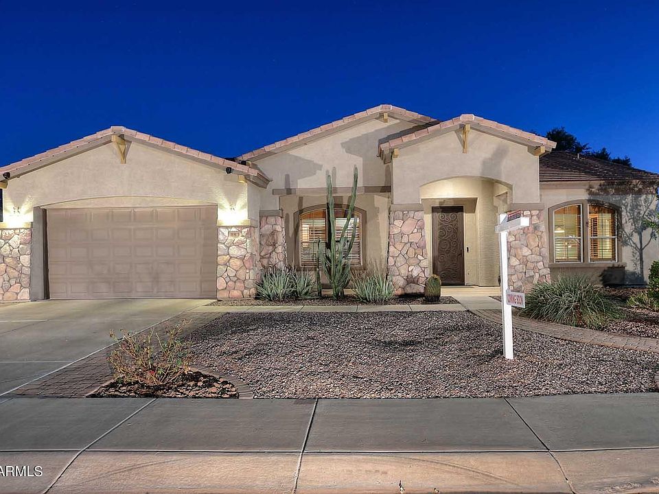 1st image of 483 E Kaibab Place