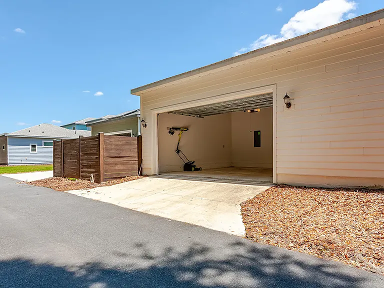 6808 SW 77th St — Photo 37